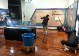 유엔군 초전 기념관. 원목코팅작업